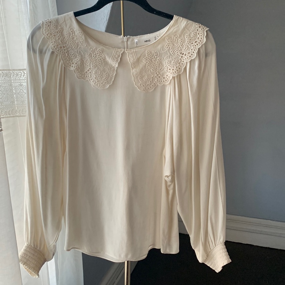 MANGO Blouse